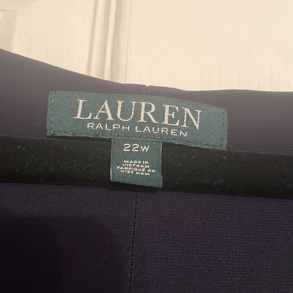 Ralph Lauren size 22 polyester in fuchsia & flower print w/ bell sleeves - Picture 3 of 5